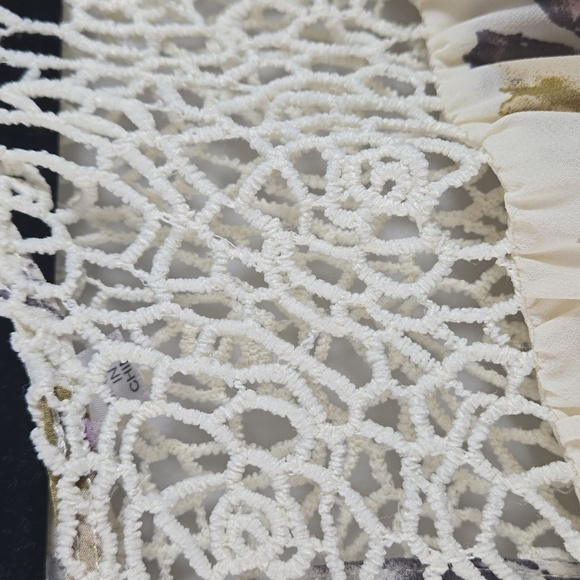 Halo Ivory Floral Dress - Picture 3 of 8